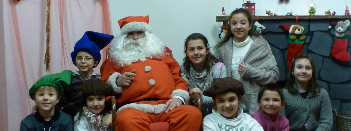 Ogni anno presso la Casa di Babbo Natale potete trovare... Babbo Natale in persona!!!